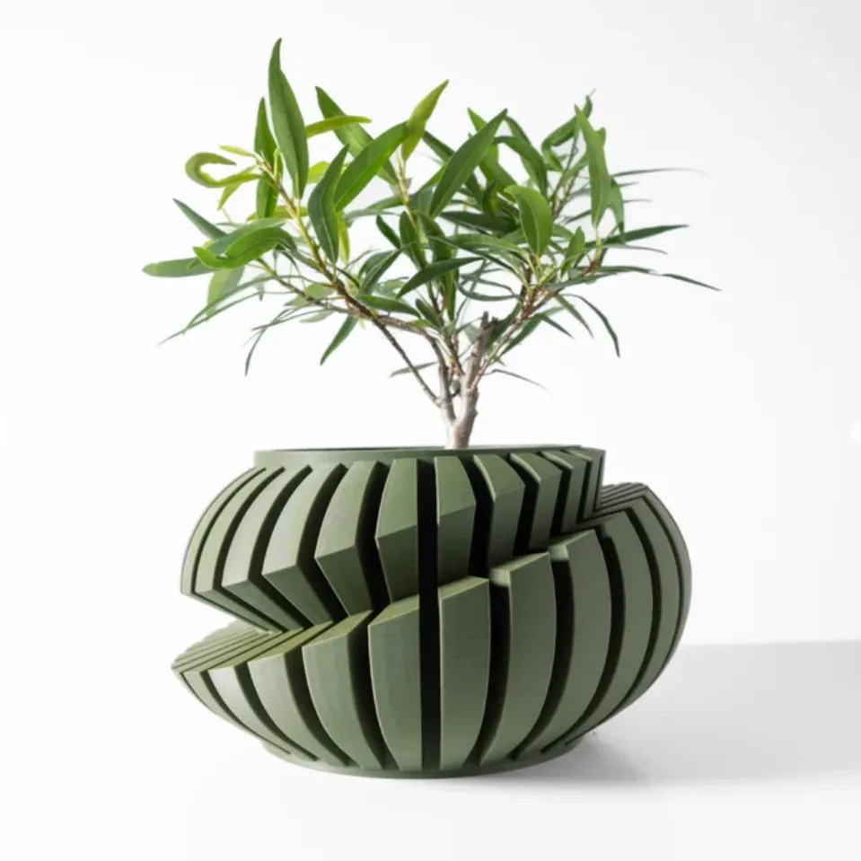 Form Planter - Tilt - Image 1